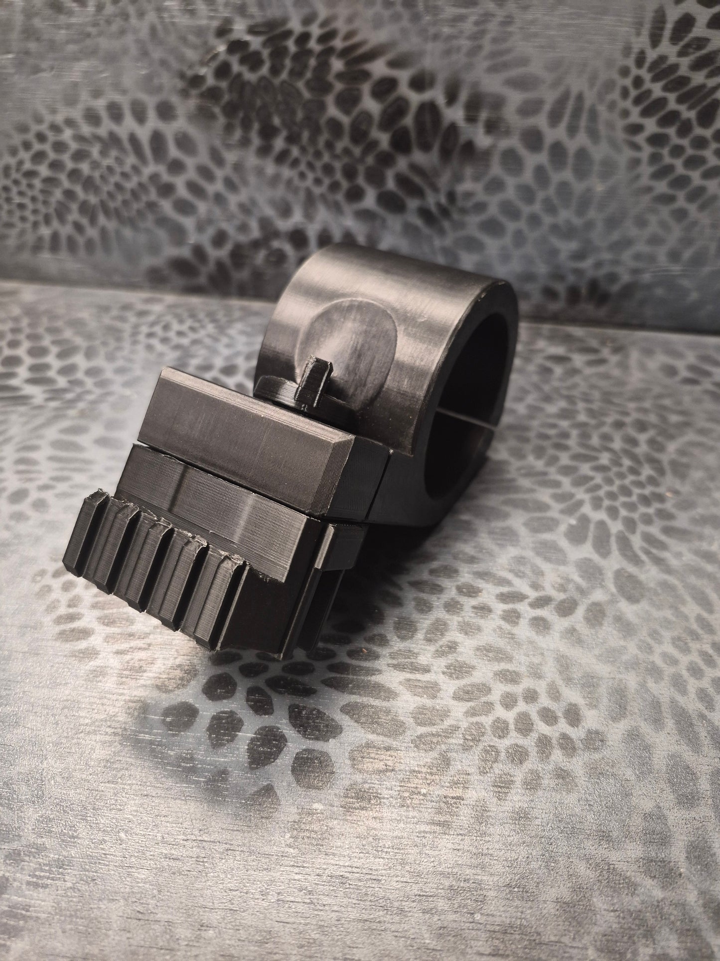 Cannon picatinny rail offset mount. 2.5-inch